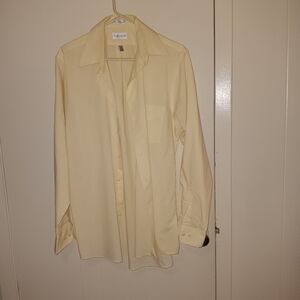 Van Heusen Men's Light Yellow Dress Shirt